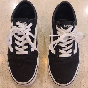 Womens black sz 8 Vans